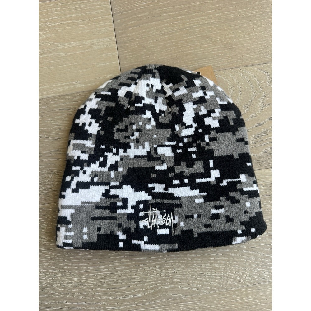 STUSSY REVERSIBLE TECH BEANIE SKULLCAP GREY DIGITAL CAMO ❤️✅ NEW SHIPS ASAP
